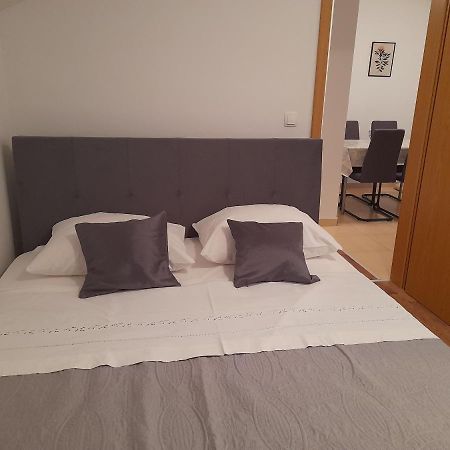 Apartments Lotus Sukošan Екстериор снимка