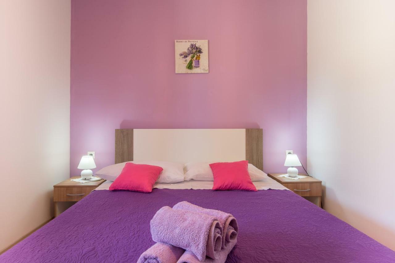 Apartments Lotus Sukošan Екстериор снимка